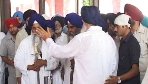 Jathedars of the Panth or Slaves of anti-Sikh politicians?