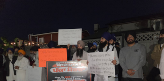 Protests Held at Gurdwara Singh Sabha Surrey for Attempting to Transport Saroops in Van Trunks